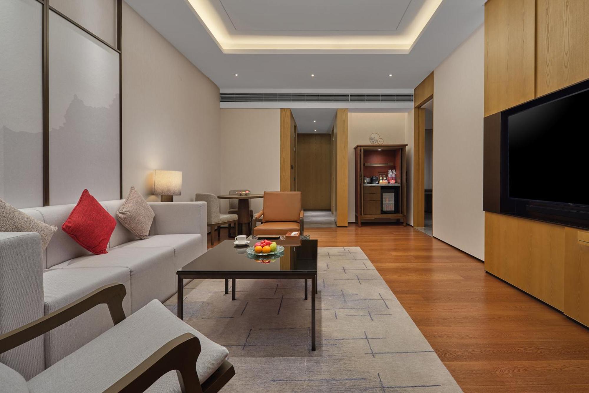 Dongguan Dongcheng International Hotel - Free Shuttle Buses For Executive Room Guests During Canton Fair Exterior foto